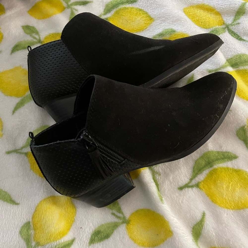 Black boots